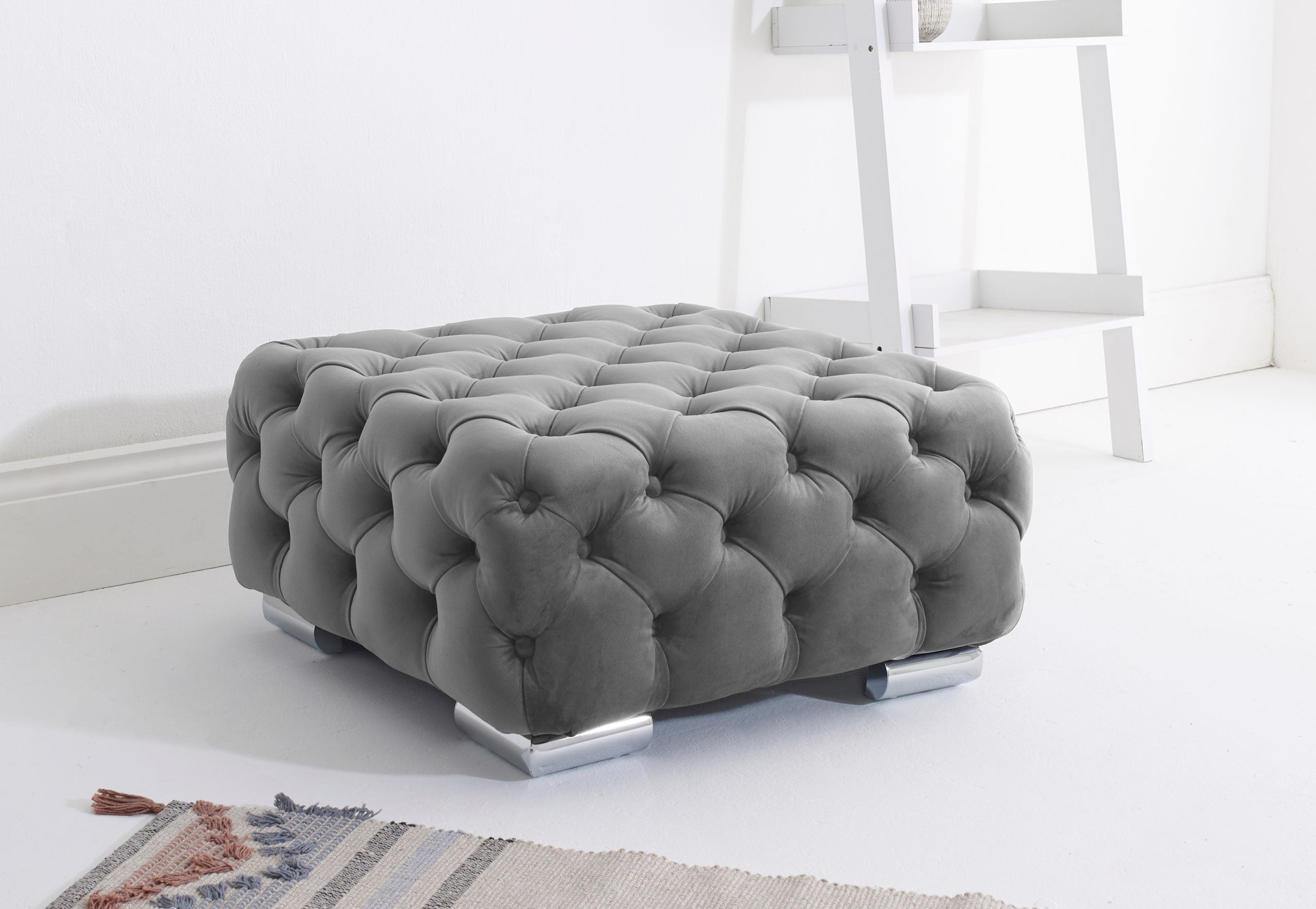 Milton 3+2 Fullback + Bolster / Buttoned Cushions