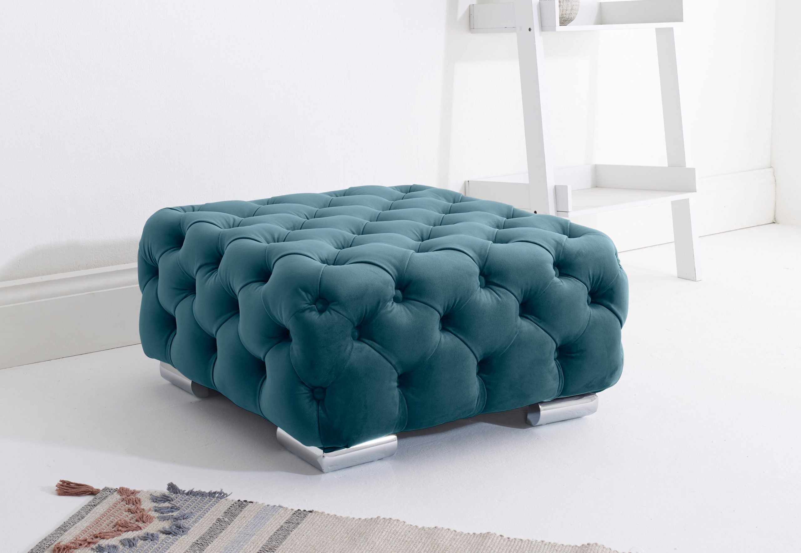 Milton 3+2 Fullback + Bolster / Buttoned Cushions