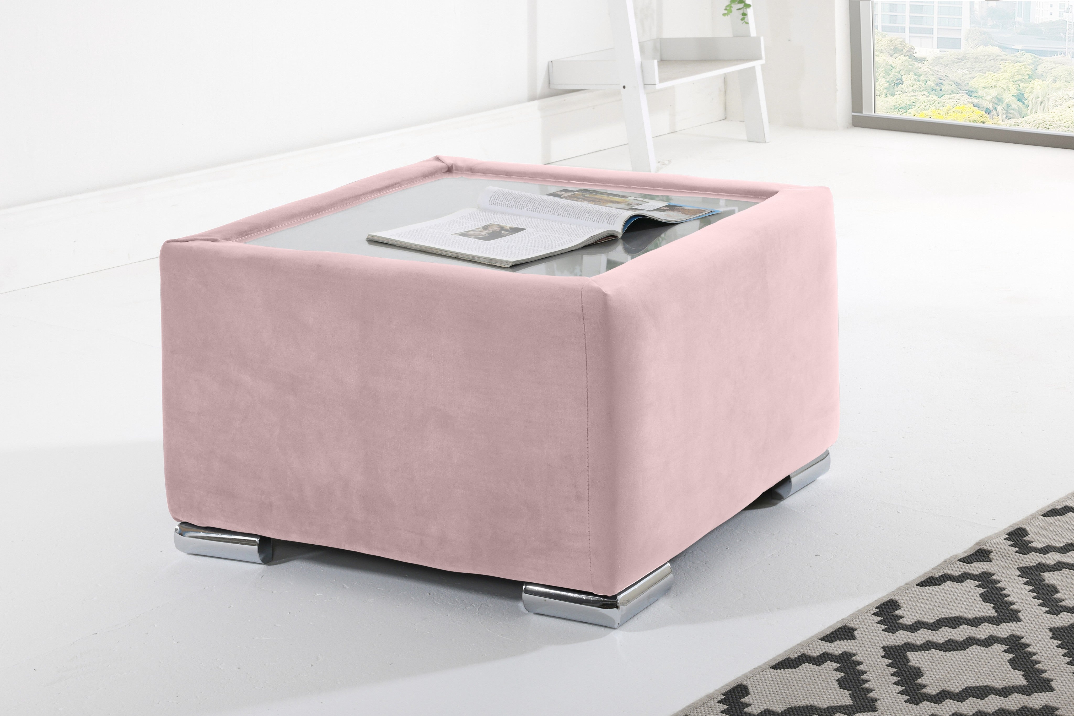 Verona Plush Corner Fullback + Extra Cushions + Diamonds